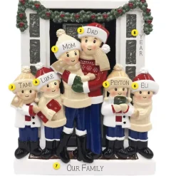 Store PolarX Personalized Christmas Home Family Of 6 Ornament